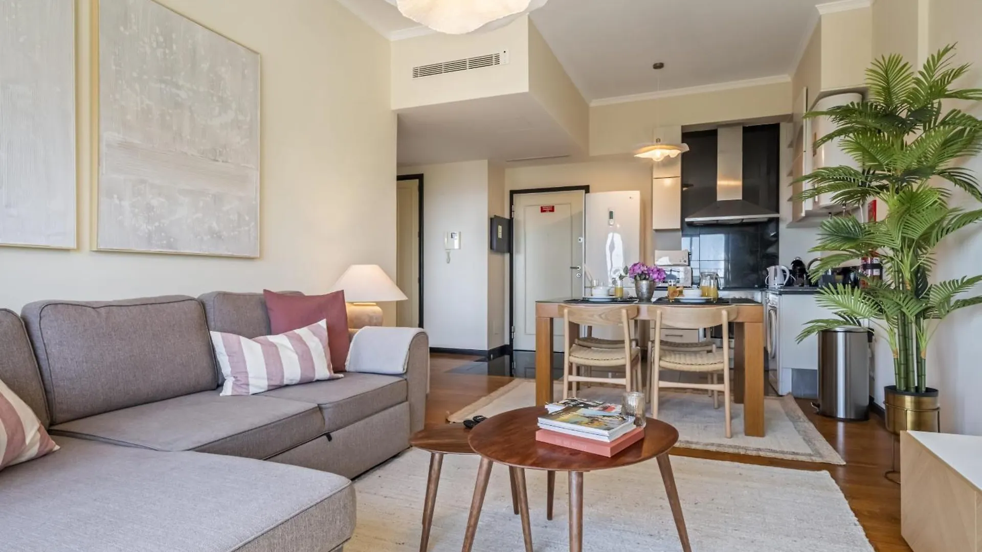 Ferienwohnung Lavender - By Wehost Funchal  Apartment Funchal (Madeira)